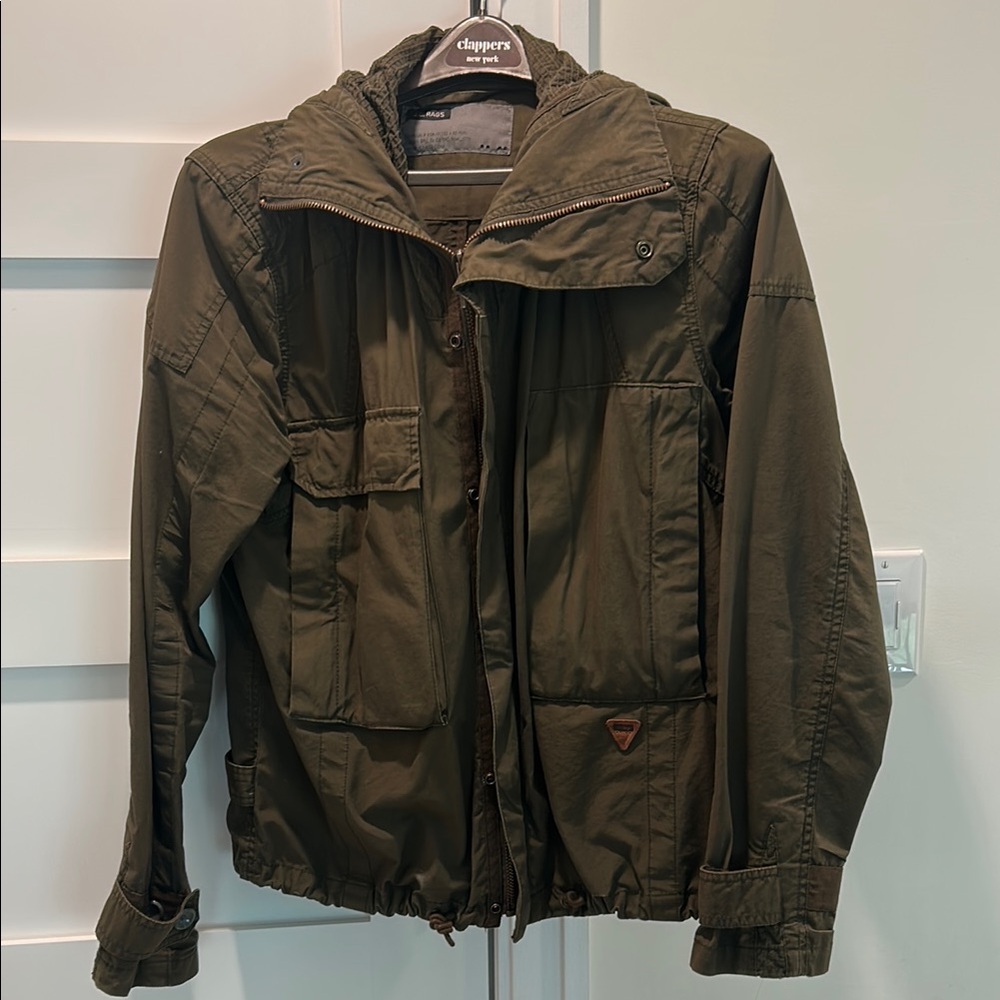 Green Military Field Jacket with Stand-Up Collar
